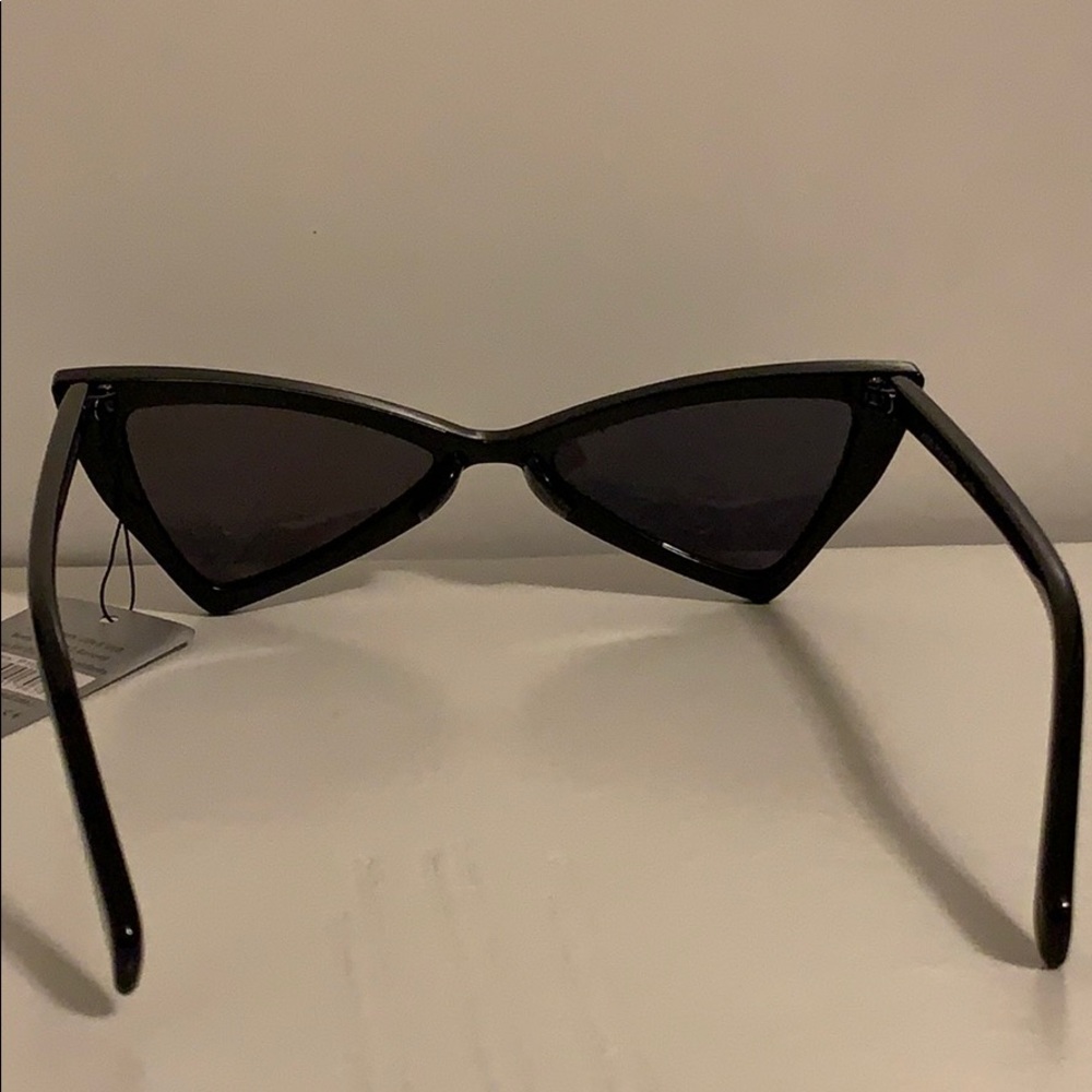 🆕 🆑 SUNGLASSES - Picture 3 of 7
